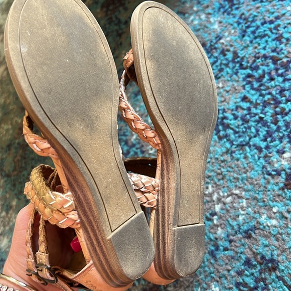 Blowfish Sandals Size 2 Girls - Picture 3 of 6